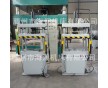 專業(yè)直銷小型壓力機 8噸四柱粉末成型壓力機