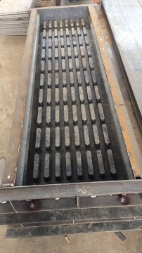 公路聲屏障模具 好模具，盡在大進實業(yè)！