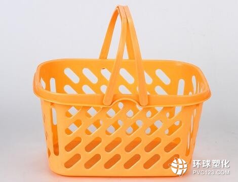 英國各大超市陸續(xù)上演消費者偷走籃子